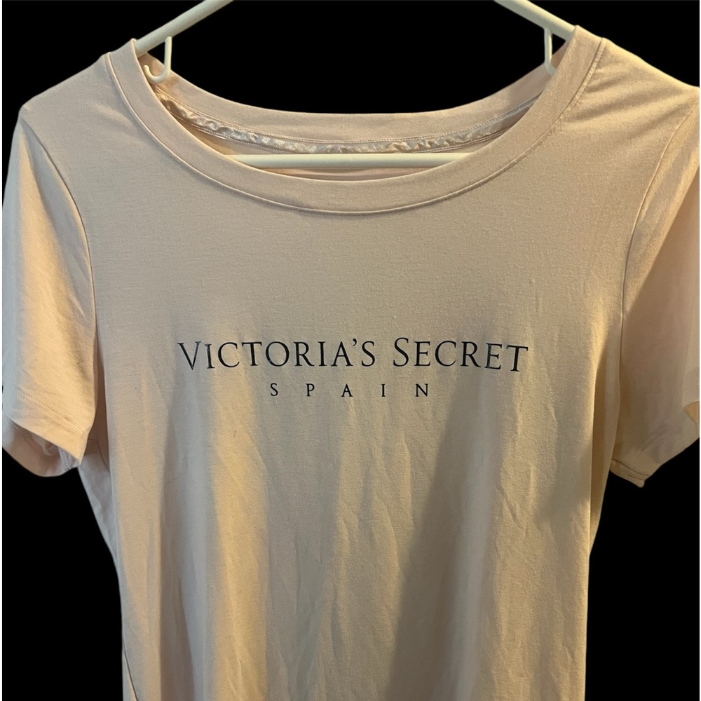 Victoria’s Secret short sleeve top